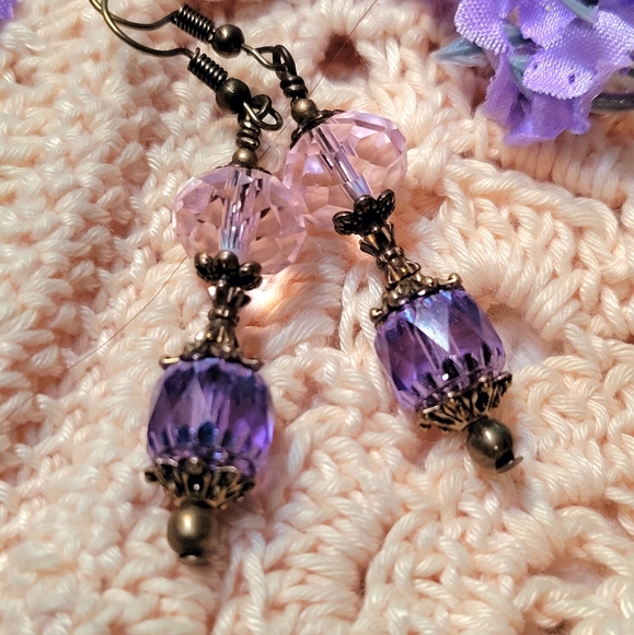 Amethyst Purple drop Romantic Victorian Earrings - Picture 1 of 6